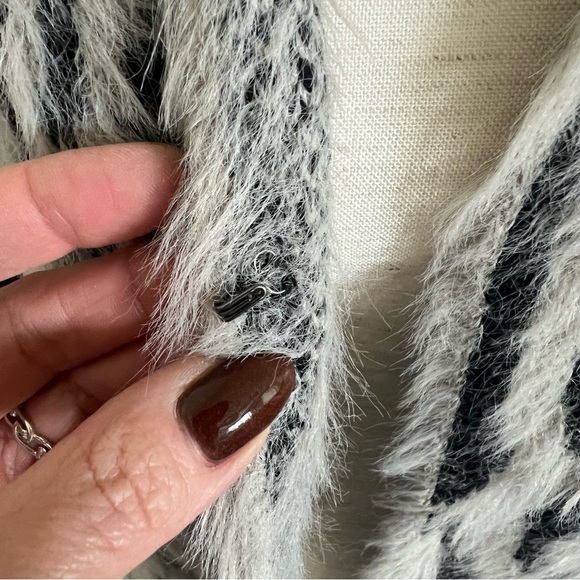 Fuzzy Leopard Cardigan Duster - Picture 10 of 13